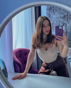 Жаркая малышка хочет к тебе в гости - Горячие знакомства в Москве на Pro100sex